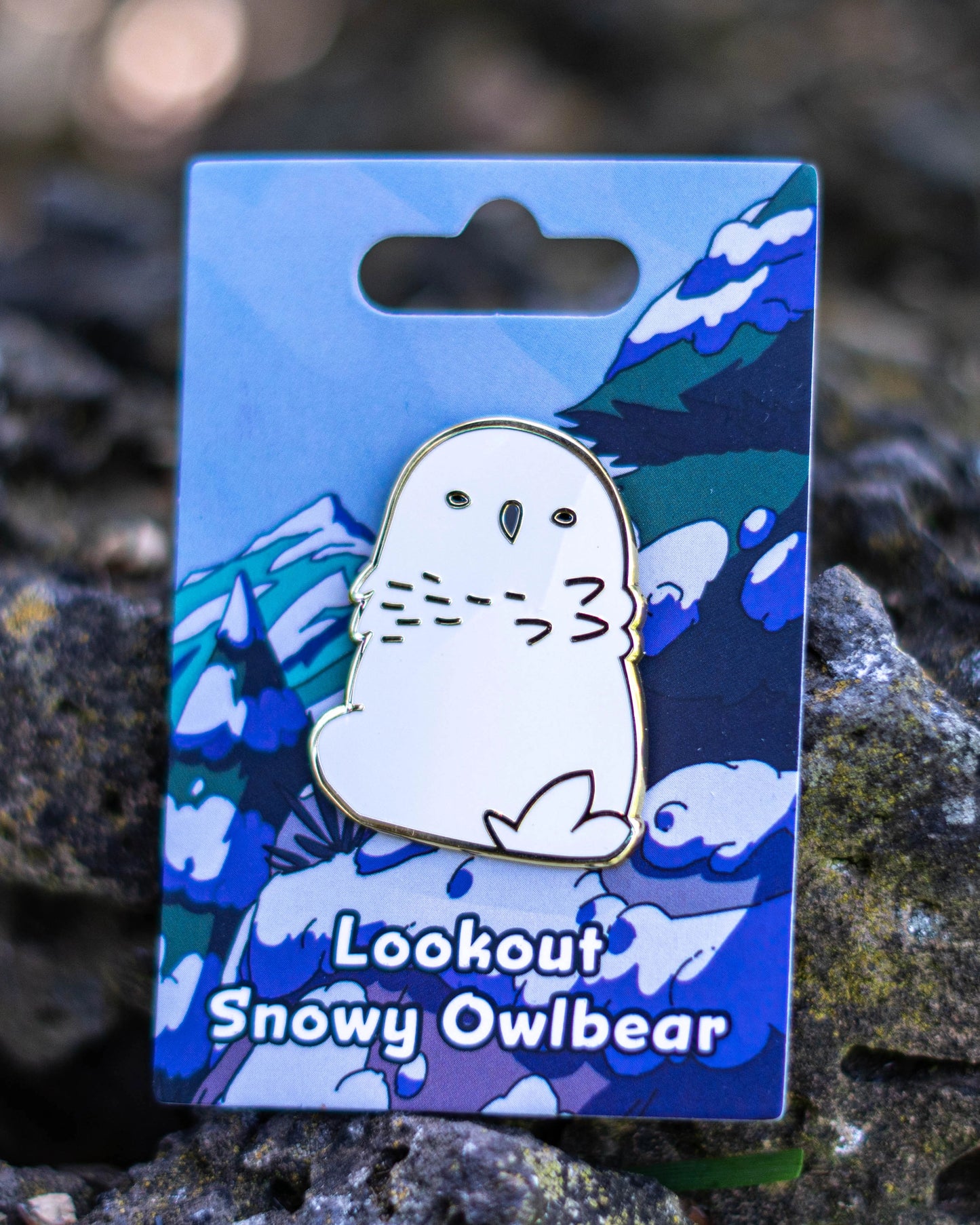 Lookout, Snowy Owlbear Pin